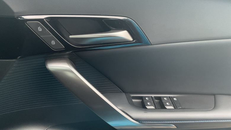 MG MG4 150kW SE EV Long Range 64kWh 5dr Auto Electric Hatchback